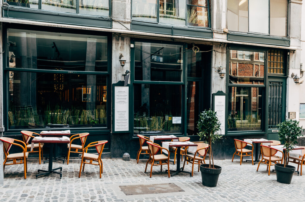 Sale of The Regency Café – Navigating Lease Assignment and Business Transfer in Hospitality